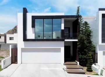 Fachada · Casa en Venta en Bosques del Valle, Zona Cantera Valle Escondido