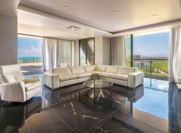 Departamento · 690m² · 3 Recámaras · 2 Estacionamientos · Penthouse en Venta, Puerto Cancun
