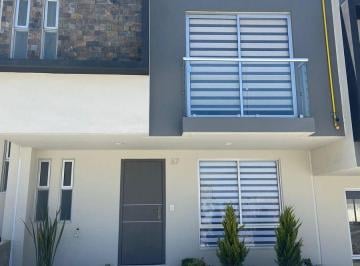 Casa · 119m² · 3 Recámaras · 2 Estacionamientos · Casa en Venta en Terralta Colinas de California Tijuana