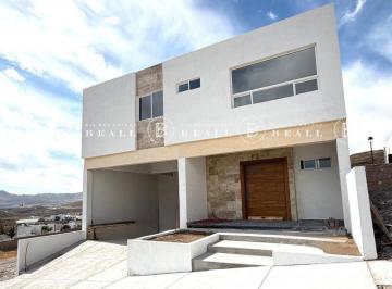 Casa de 4 habitaciones, Chihuahua · Casa en Venta en Fraccionamiento Cima del Pedregal