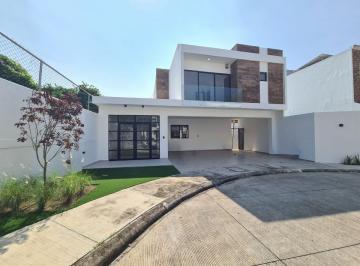 Casa de 3 habitaciones, Alvarado · Casae en Venta Lomas Diamante - Amplio Jardin y Alberca