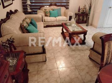 Casa en condominio · 237m² · 3 Recámaras · 2 Estacionamientos · Casa en Venta - (4)