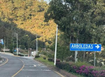 Terreno / Lote , Morelia · Terreno en Venta de 439 m² en Arboledas Tres Marías