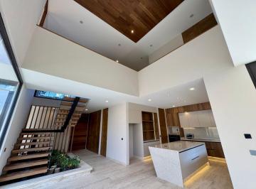 Casa de 4 habitaciones, Querétaro · Encantamiento, Frente a Área Verde - Altozano