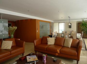 Departamento · 460m² · 4 Recámaras · 6 Estacionamientos · Departamento Piso Alto en Venta en Frondoso Lomas Country