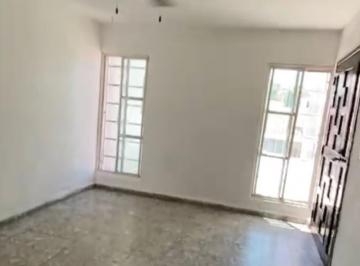 Casa de 4 habitaciones, Mérida · Casa en San Damian Muy Cerca Al Imss Pensiones
