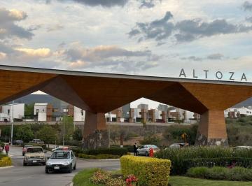 Terreno / Lote , Querétaro · Terreno Habitacional en Venta en Condominio Lago, Altozano El Nuevo Queretaro