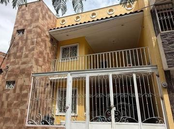 Casa de 5 habitaciones, Tonalá · Casa en Venta en Tonala, Jalisco