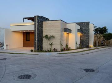 Casa de 3 habitaciones, León · Mayorazgo del Carmen (Precio de Preventa)