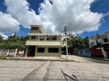 Edificio · 230m² · 5 Recámaras · Edificio de Departamentos en Venta en Miguel Alemán, Tuxpan, Ver.