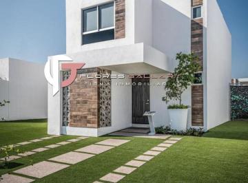 Casa · 115m² · 3 Recámaras · 2 Estacionamientos · Casa en Venta en Fracc. Castelo San Francisco Al Norte de La Ciudad de Aguascalientes (Modelo Mirama