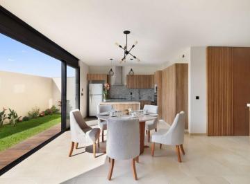 Casa · 224m² · 3 Recámaras · 2 Estacionamientos · Casa en Venta en La Reserva Juriquilla Querétaro