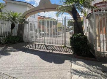 Casa de 3 habitaciones, Guadalajara · Casa en Coto en Jardines de San Jose, Secas del Tren Ligero Estación Isla Raza