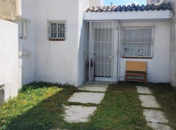 Casa · 39m² · 1 Recámara · 1 Estacionamiento · Casa en Venta Conjunto Urbano San Diego Toluca México