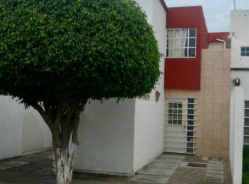 Casa en condominio de 3 habitaciones, León · Casa en Venta Fraccionamiento Real de Los Naranjos Clouster Arrezo 102 m²