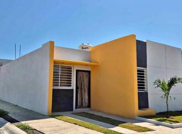 Casa · 45m² · 2 Recámaras · 1 Estacionamiento · Casa en Preventa, Fracc. Milenio 3