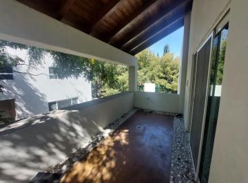 1 · Casa en El Exclusivo San Alberto