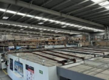 Bodega comercial · 3258m² · 9 Estacionamientos · Departamento en Renta en Bosque Real