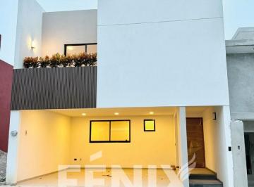 Casa de 3 habitaciones, Xalapa · Casa en Venta en Las Ánimas –amplio Jardín y Estudio Independiente