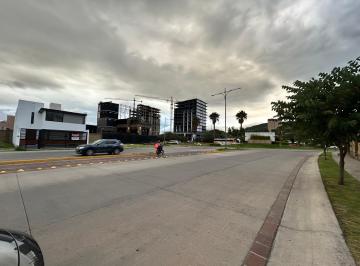 Casa de 3 habitaciones, León · Casa en Venta, Punta del Este, Esmeralda, Sobre Blvd. Principal.