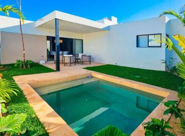 Casa de 2 habitaciones, Mérida · Casa con Jardín y Terraza Amplia, en Venta, Real Montejo, Mérida