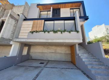 Casa en Venta de 3 habitaciones Praderas del Bosque · Casa en Venta en Valle Tinto Residencial Corregidora Cerca Colinas del Bosque