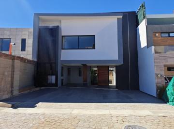 Casa en condominio · 342m² · 3 Recámaras · 3 Estacionamientos · Casa en Venta Lomas de Angelópolis Parque Santiago Zona Azul
