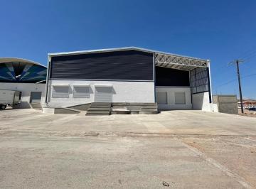 Bodega comercial · 1700m² · 5 Estacionamientos · Renta de Bodega