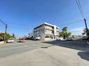 Edificio · 400m² · Se Renta El Piso 1 y 2 del Edificio Para Escuela o Oficinas.