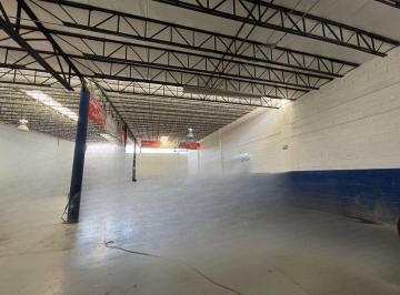 Bodega comercial · 400m² · Bodega Comercial con Oficinas