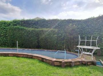 Casa · 324m² · 4 Recámaras · Venta de Residencia en Fracc Exclusivo en Edo de Mexico Zona Interlomas