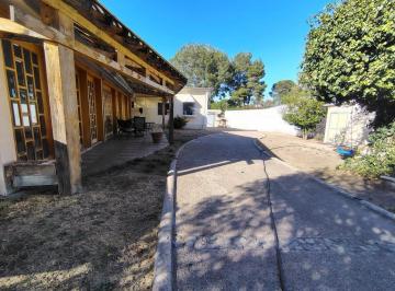 Casa · 458m² · 6 Recámaras · 25 Estacionamientos · Venta Casa en Lomas del Santuario
