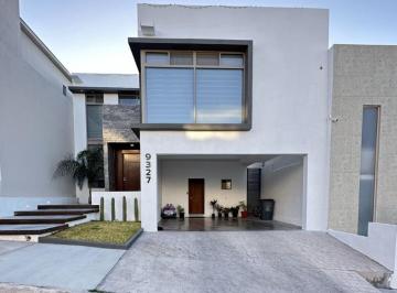 Casa · 253m² · 3 Recámaras · 2 Estacionamientos · Casa - Fraccionamiento Asturias Residencial