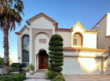 Casa · 392m² · 4 Recámaras · 2 Estacionamientos · Casa - Residencial Country Club San Francisco
