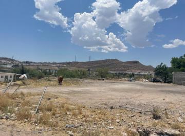 Terreno / Lote · 1667m² · Terreno en Venta en Ejido La Haciendita a Espaldas de Hospital Sthonn Cantera