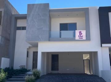 Casa · 267m² · 3 Recámaras · 2 Estacionamientos · Venta de Casa en Bosque Real