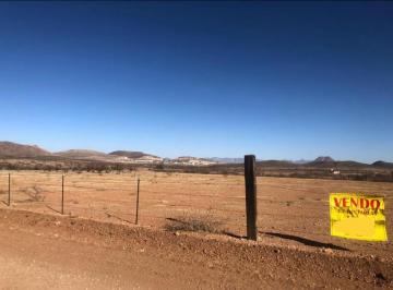 Casa · 37000m² · Venta de Terreno en Calle Principal Pasando Urn