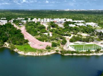 Terreno / Lote · 361m² · Terreno en Venta en Cancún (Residencial Llagos del Sol) Desde 361 m²