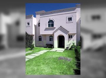 Casa · 149m² · 3 Recámaras · 2 Estacionamientos · Villas del Palmar, Seguridad 24/7, Salida a San Miguel de Allende y Cercania Praderas de La Hacienda