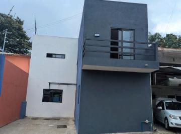 Casa de 3 habitaciones, Fortín · Recámara en Planta Baja ¡A 1 Calle de Walmart!