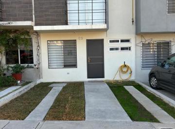 Casa · 129m² · 3 Recámaras · 2 Estacionamientos · Casa en La Rioja