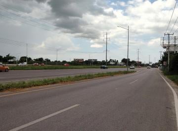 Terreno / Lote · 800m² · Terreno de 800 m² Sobre Carretera a Progreso Km 12 Xcanatun
