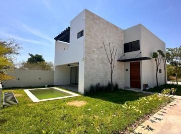 b4ff0eaf9ca6ed552ca17bc505f683ac898f65d01e46408897b761a590680e87 · Casa Nueva en Venta en Paseo Country, Mérida, Yucatán