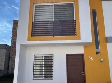 Casa en condominio · 82m² · 2 Recámaras · 2 Estacionamientos · Casa en Coto Privado Lista Para Habitarse/se Aceptan Créditos