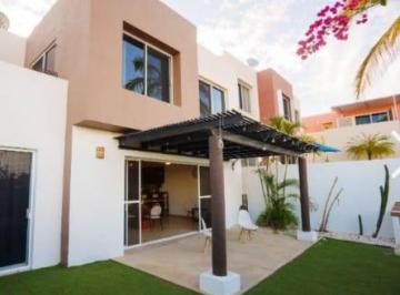 Casa · 224m² · 3 Recámaras · 2 Estacionamientos · Venta Casa 3 Habitaciones Los Cabos Bc Sur