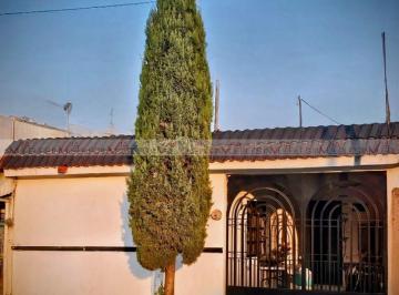 Casa · 115m² · 3 Recámaras · 1 Estacionamiento · Casa en Venta en Valle de Chapultepec