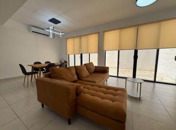 Casa · 142m² · 3 Recámaras · 1 Estacionamiento · Altaria Residencial, Casa Súper Amplia de 3 Recámaras Amueblada y Mantenimiento Incluído