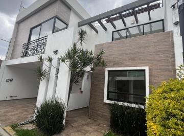 Casa en Venta de 4 habitaciones  · Venta de Casa en Cholula!