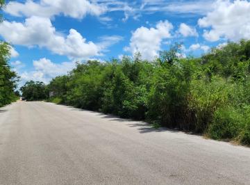 Terreno / Lote , Mérida · Terreno Muy Bien Ubicado en Temozon a 2 Esq de Las Fincas en Merida Norte