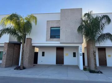 1 · Casa en Venta en La Rioja Residencial, Torreón, Coahuila de Zaragoza